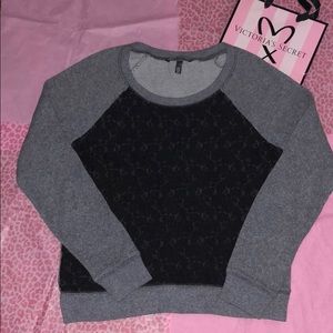 Vs lace sweatshirt